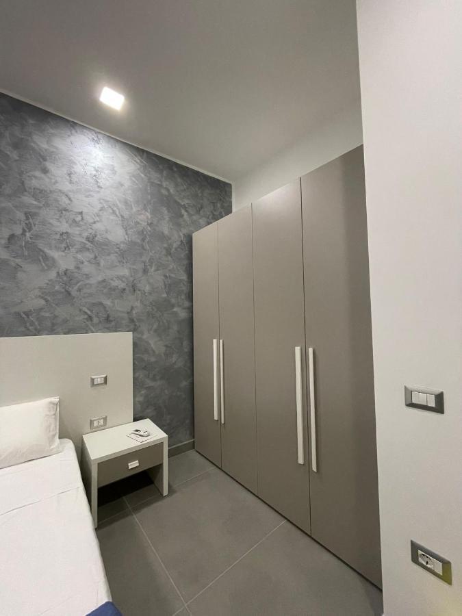 3 Rooms Chiaia Neapel Exterior foto