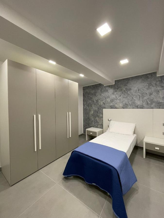 3 Rooms Chiaia Neapel Exterior foto